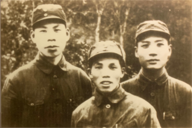 文演教育黨史學(xué)習(xí)專題丨一張黨證，見證新四軍指戰(zhàn)員對